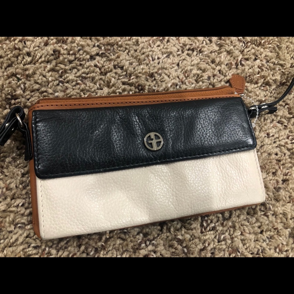 Giani Bernini crossbody wallet for women